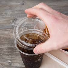 PET FLAT STRAW SLOT LID / FITS 12-24 OZ PET CUPS (10/100)