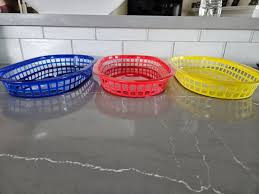 FAST FOOD BASKET / RED OVAL 11" X 7" / 12 PACK