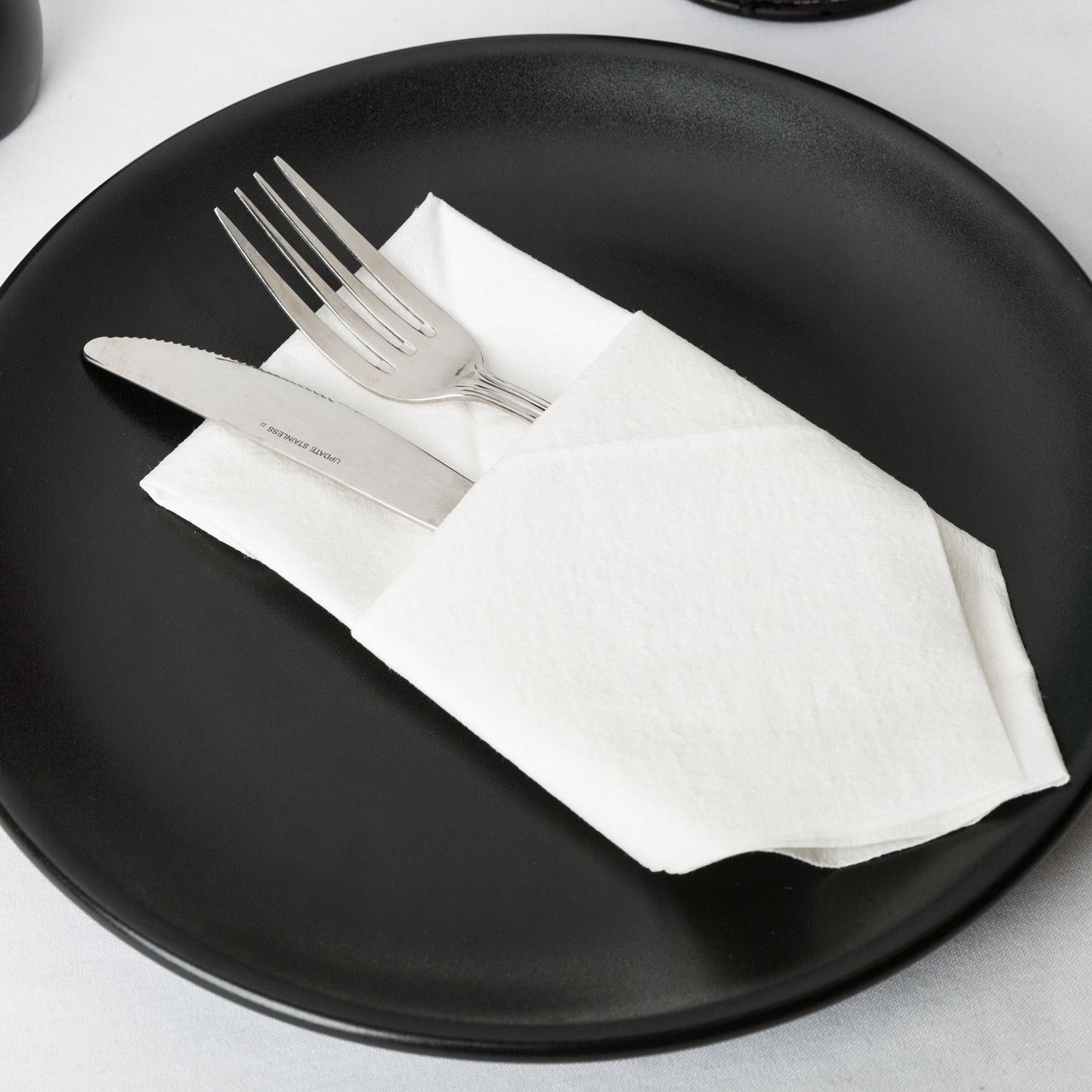 EIGHTH FOLD LINEN LIKE DINNER NAPKIN / 15 X 17 (800/CS)