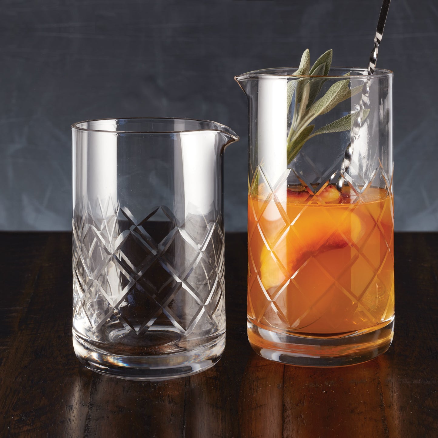 AMERICAN METALCRAFT MGD25 25 OZ. DIAMOND CUT MIXING GLASS