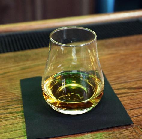 8 OZ BARCONIC WHISKEY TASTING GLASS (24/CS)