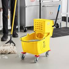 26 QT. TUFF SIDE-PRESS MOP BUCKET / SIDE-PRESS WRINGER