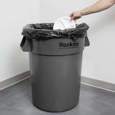 44 GALLON TRASH CAN / GRAY