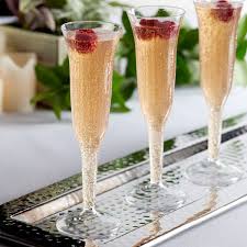 CHAMPAGNE FLUTE / 5 OZ / PLASTIC / ONE-PIECE (8/PACK)