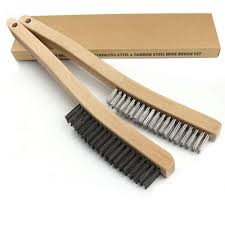 CARBON STEEL WIRE BRUSH / 31" / STAINLESS STEEL HANDLE (EACH