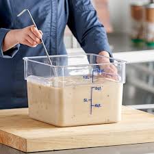 POLYCARBONATE STORAGE CONTAINER 12 QT SQUARE