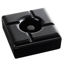 ASHTRAY / STANDARD / BLACK /  4.25" / 12 PACK