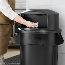 BLACK DOME TOP. COMPATIBLE WITH 44TUFFBK 44 GAL CAN.