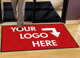 LOGO WIPER MAT . OYO HOTELS / 4' X 6' / BLACK-RED