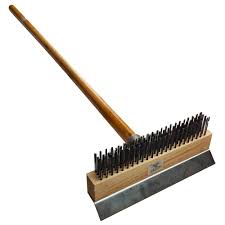 PIZZA OVEN BRUSH W/WOOD HANDLE 38''