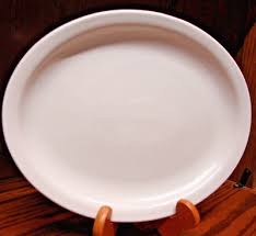 OVAL STONEWARE PLATTER / IVORY / 9" X 6.5" / 24 PER CASE