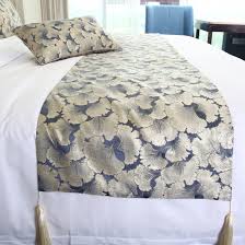 GANESH / BED RUNNER / 110 X 27 / JACQUARD GOLD (EACH)