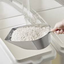 ONE-PIECE ALUMINUM SCOOP - 85 OZ.