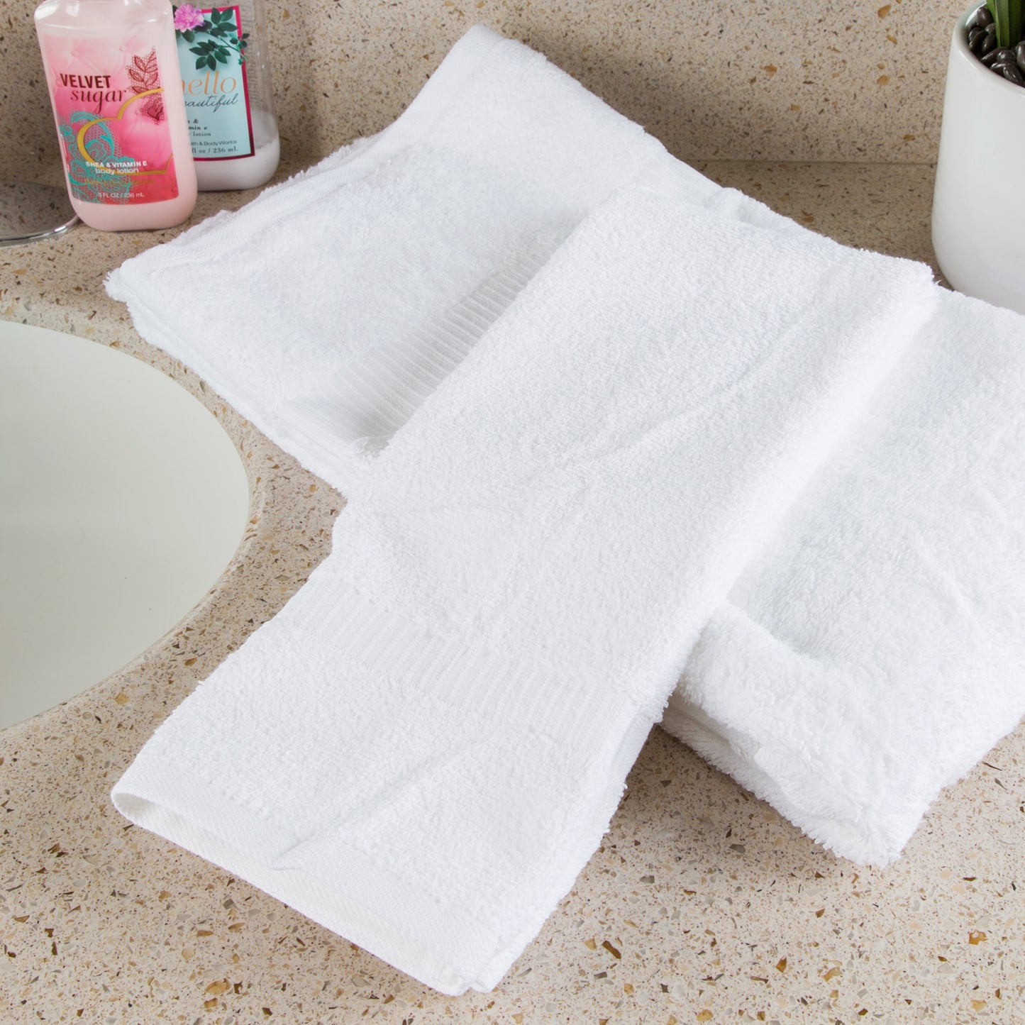 HAND TOWEL / OXFORD BELLEZZA / 16 X 30 / 4.5 LB / WHITE (DOZEN)
