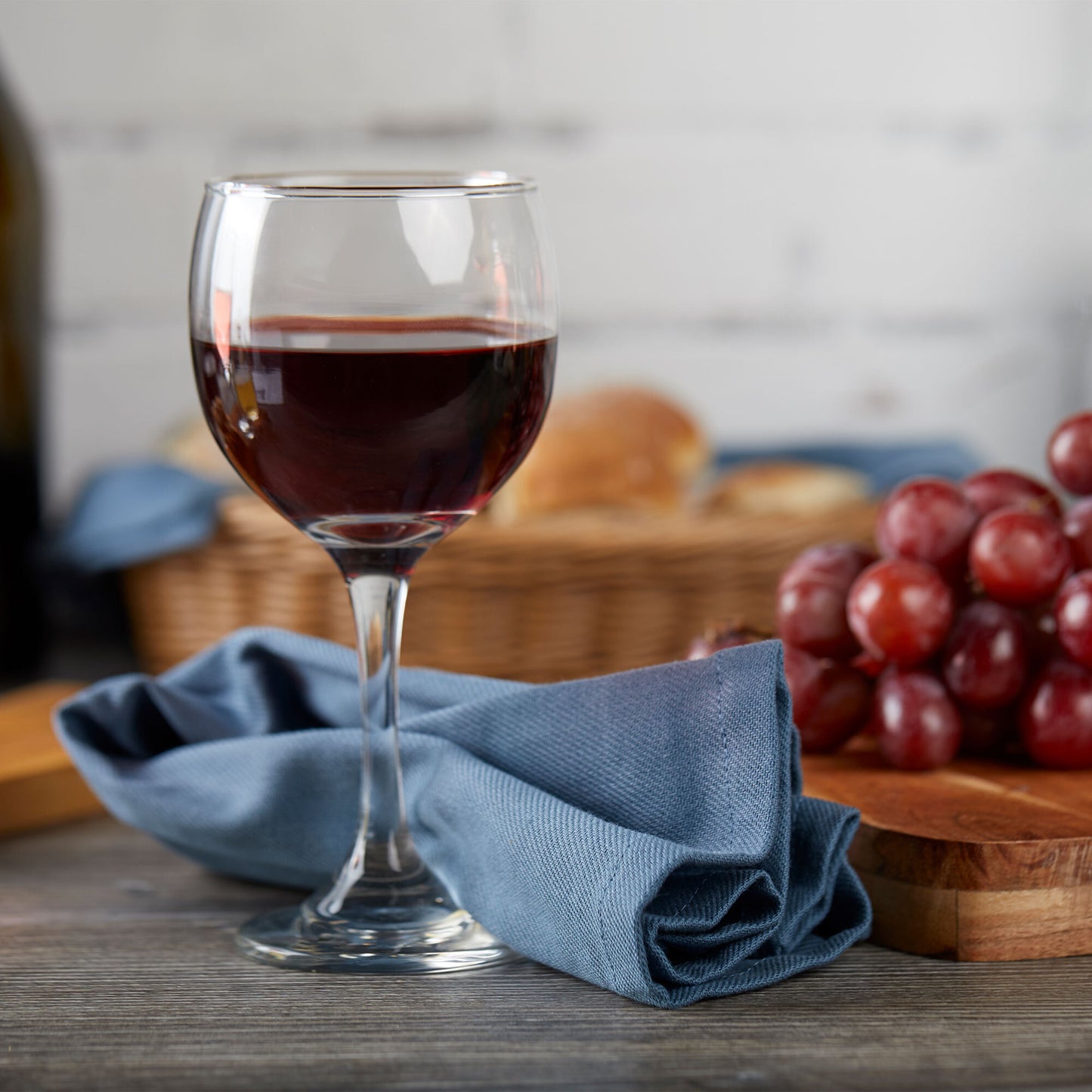 12.5 OZ ACOPA BALOON WINE GLASS (RED) (12/CASE)