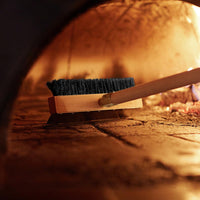 PIZZA OVEN BRUSH W/WOOD HANDLE 38''