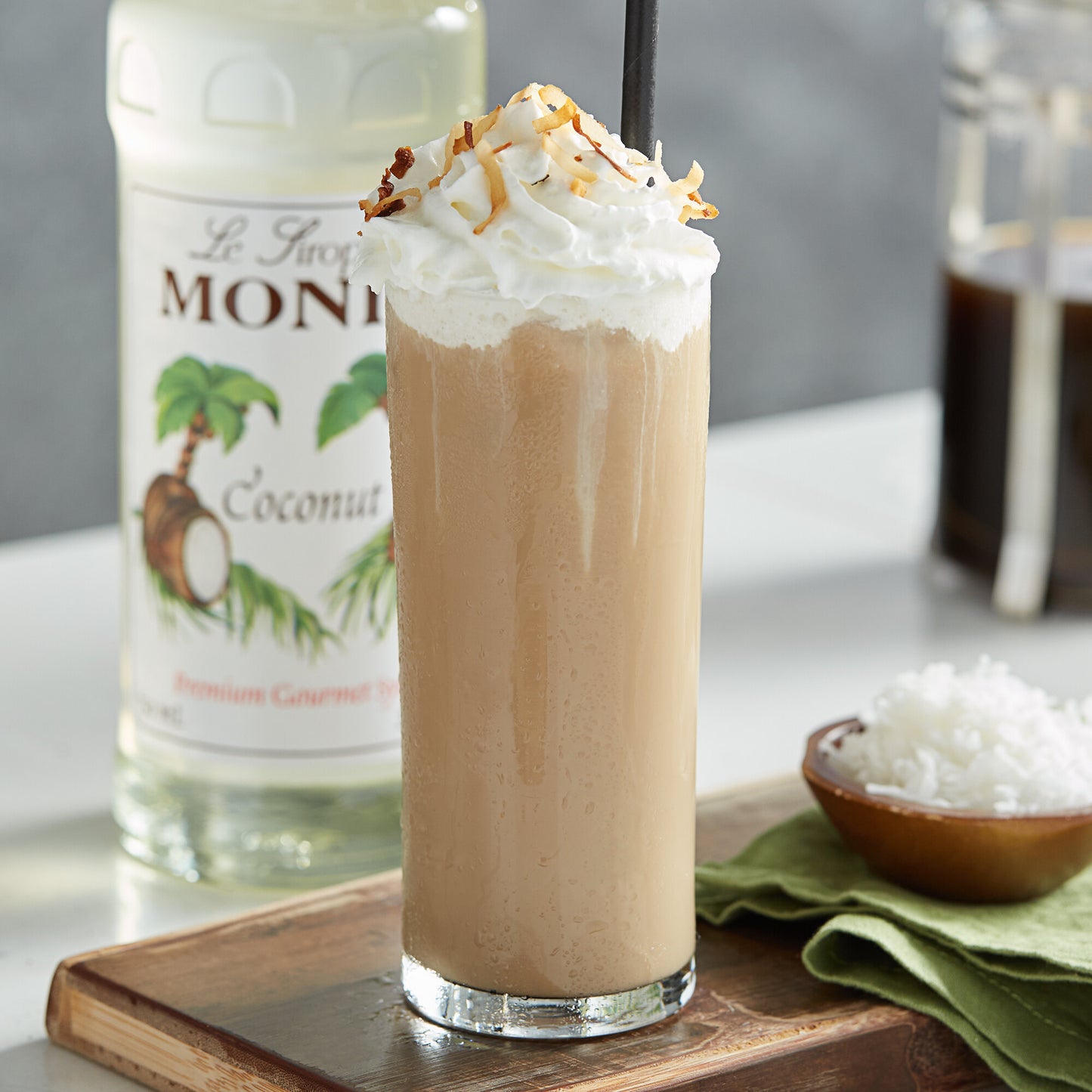 COCONUT PREMIUM FLAVORING / MONIN / 750 ML (EACH)