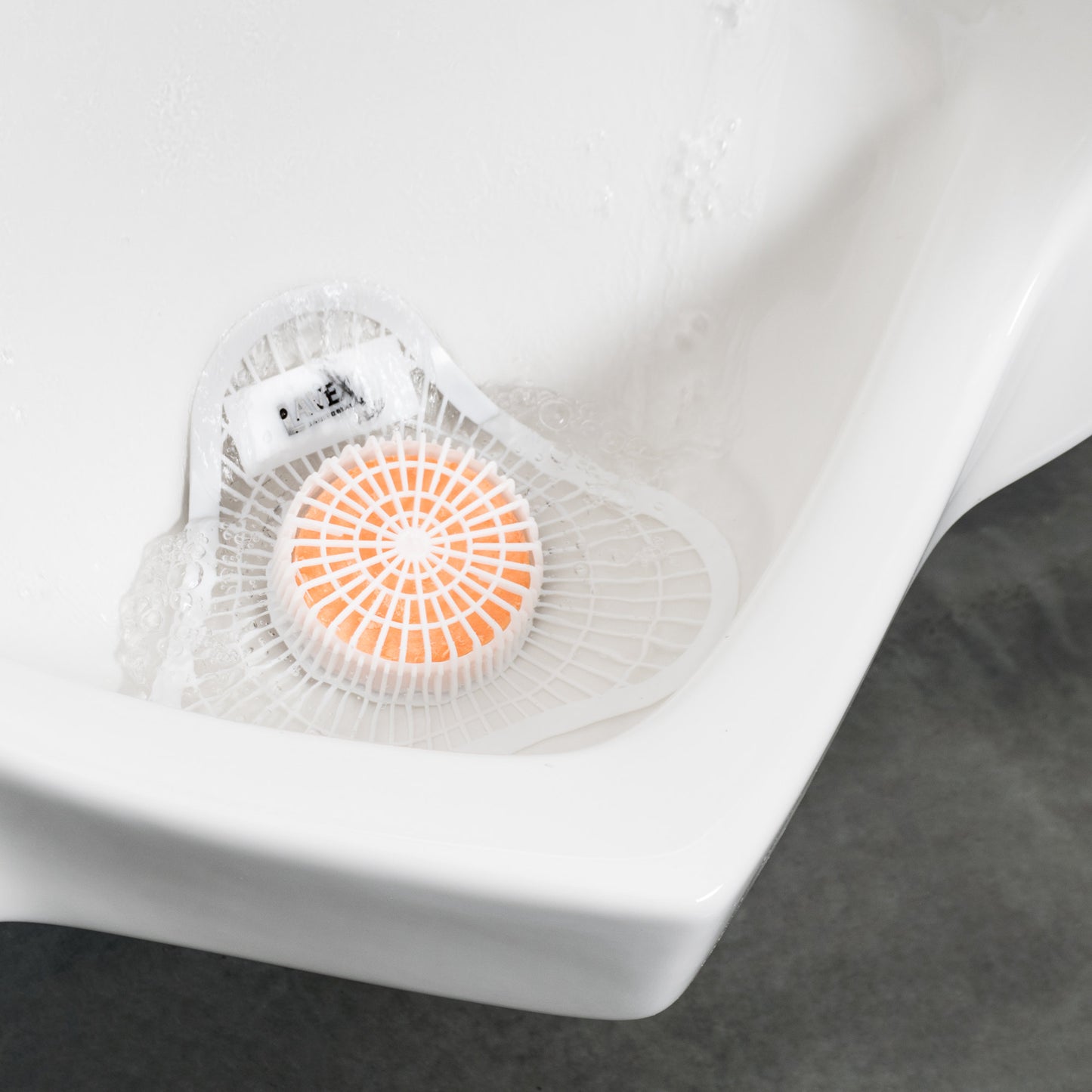 URINAL SCREEN WITH CITRUS SCENTED BLOCK (12/CS)