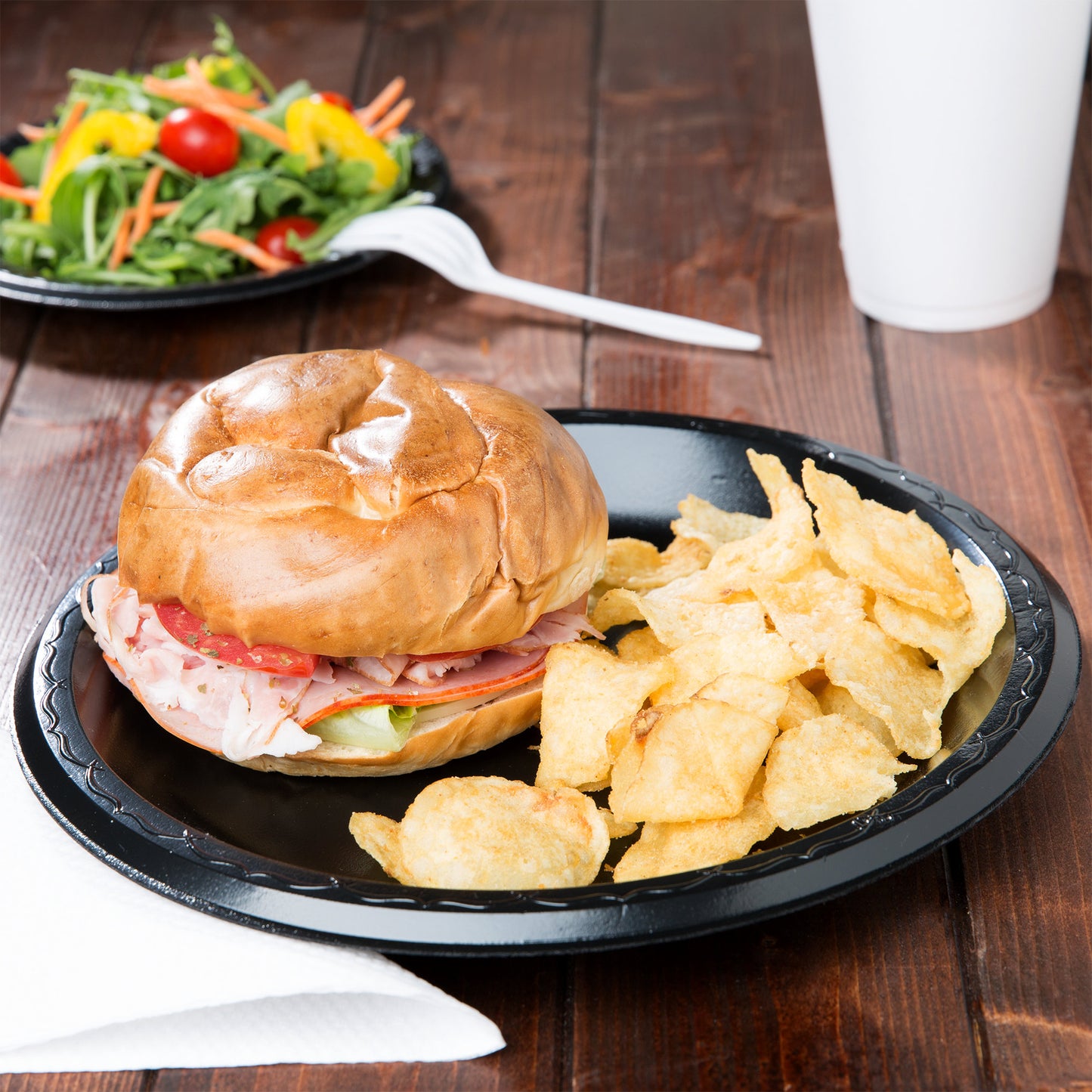 10.25" BLACK PLATE LAMINATED FOAM | CASE 500, 4 BAGS, 125 PER BAG